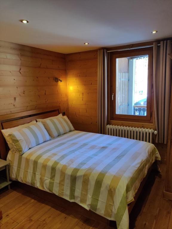 Spacious Ski Chalet In Traditional French Village, Sleeps 8, Four Star With Fibre Broadband Abondance Bagian luar foto