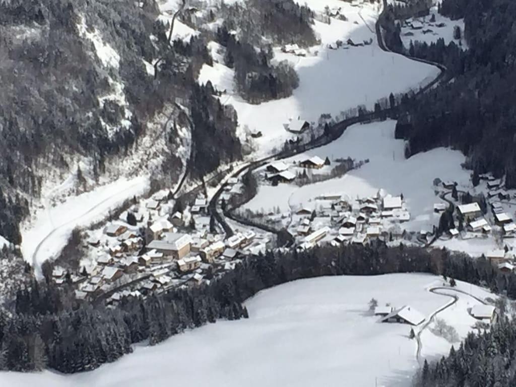 Spacious Ski Chalet In Traditional French Village, Sleeps 8, Four Star With Fibre Broadband Abondance Bagian luar foto