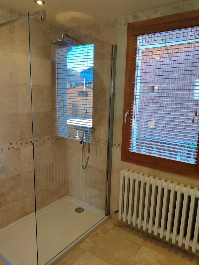 Spacious Ski Chalet In Traditional French Village, Sleeps 8, Four Star With Fibre Broadband Abondance Bagian luar foto