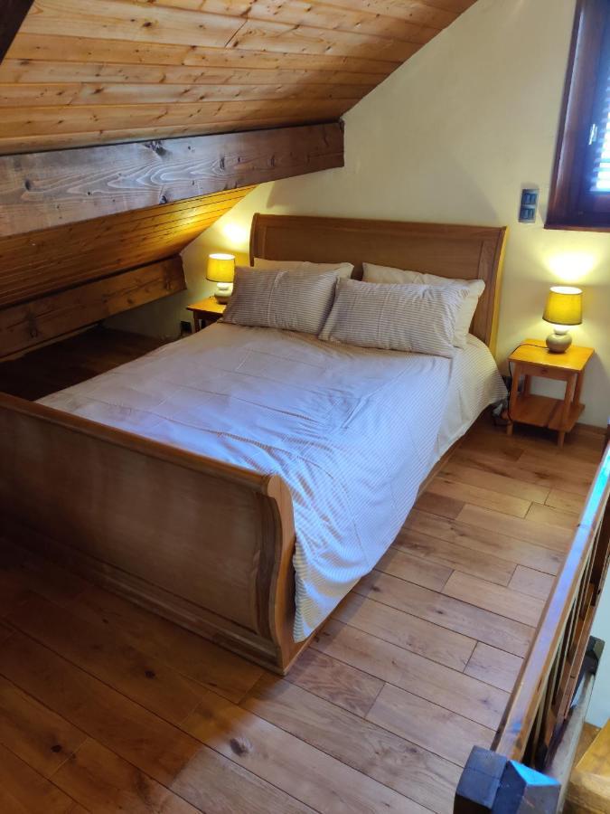 Spacious Ski Chalet In Traditional French Village, Sleeps 8, Four Star With Fibre Broadband Abondance Bagian luar foto