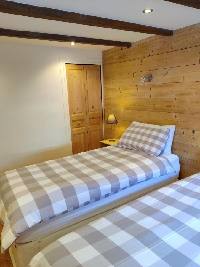 Spacious Ski Chalet In Traditional French Village, Sleeps 8, Four Star With Fibre Broadband Abondance Bagian luar foto