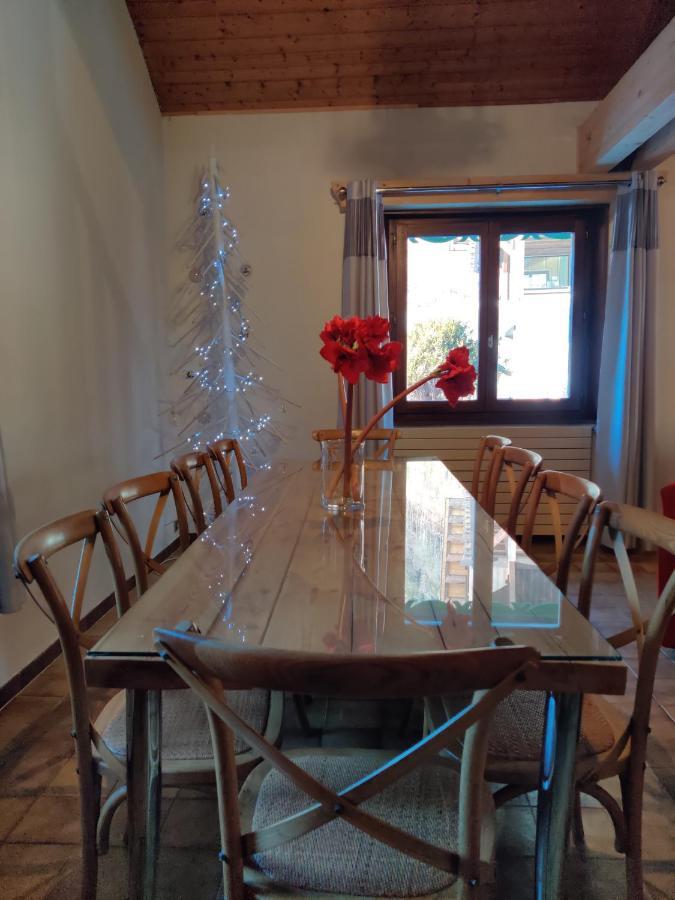 Spacious Ski Chalet In Traditional French Village, Sleeps 8, Four Star With Fibre Broadband Abondance Bagian luar foto